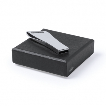 Memoria USB de 16GB en carcasa metálica compacta