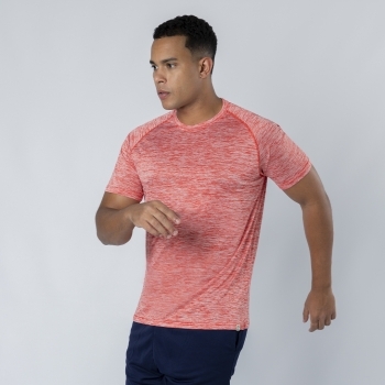 Camiseta técnica Tecnic Kassar adulto — poliéster RPET transpirable 135 g/m² con teñido Space Dye, manga ranglán y etiqueta RPET