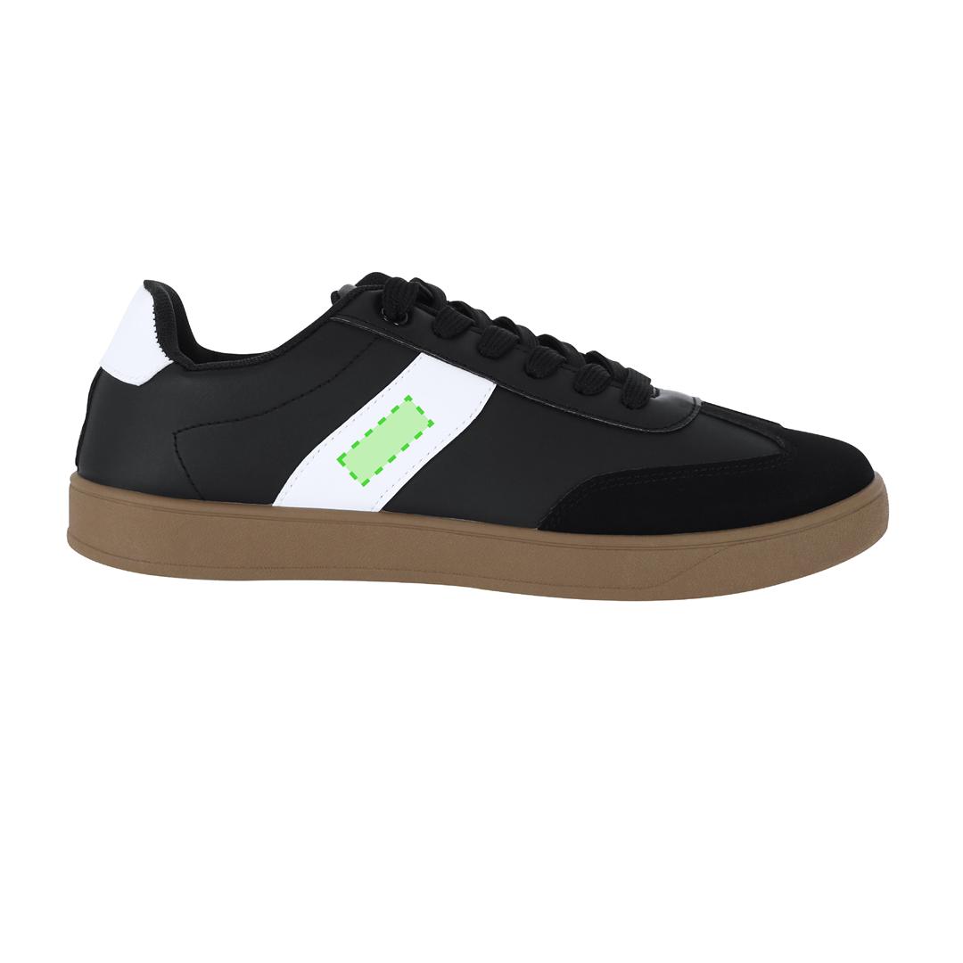 Zapatillas Kodama — perfil bajo, parte superior piel suave con refuerzos en ante, suela acolchada, suela inferior goma, detalle lengüeta para personalización