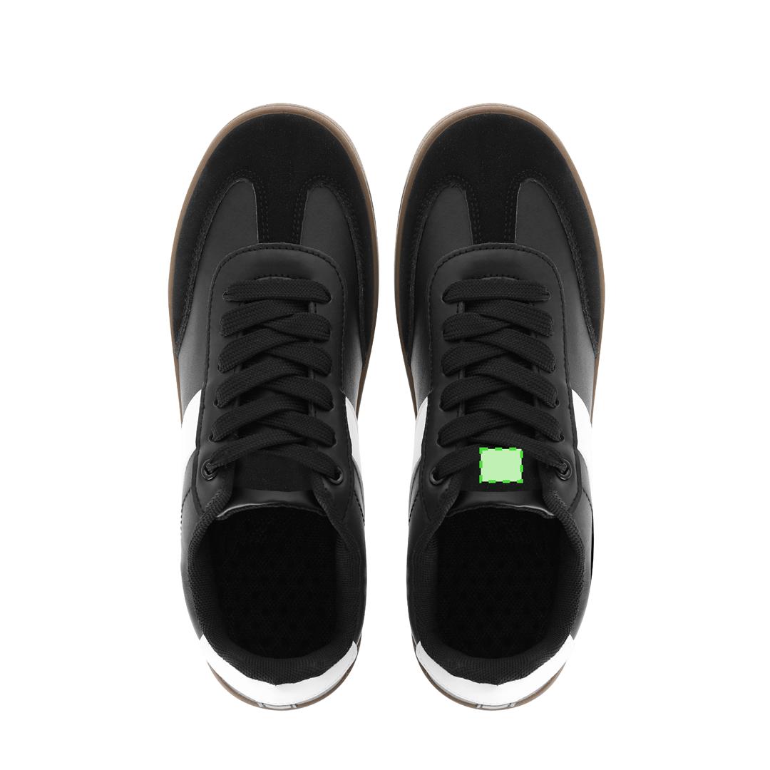 Zapatillas Kodama — perfil bajo, parte superior piel suave con refuerzos en ante, suela acolchada, suela inferior goma, detalle lengüeta para personalización
