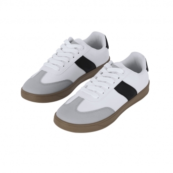 Zapatillas Kodama — perfil bajo, parte superior piel suave con refuerzos en ante, suela acolchada, suela inferior goma, detalle lengüeta para personalización