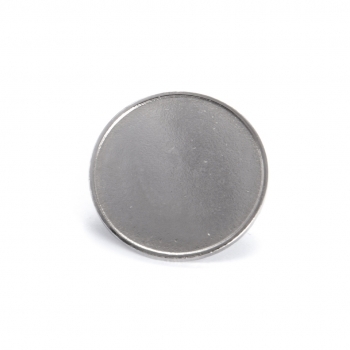 Pin de metal 100% personalizable con impresión a todo color y doming incluidos